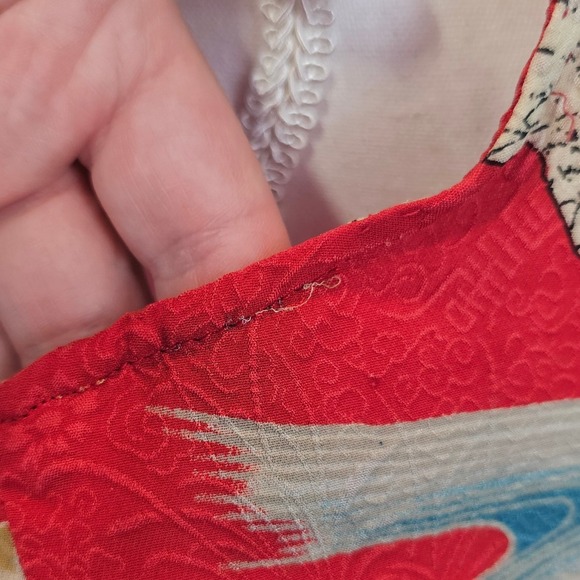 What If? Red Chinese Asian Bold Floral Art Deco Y2k Cranes Size Medium Tank Top - Picture 10 of 12